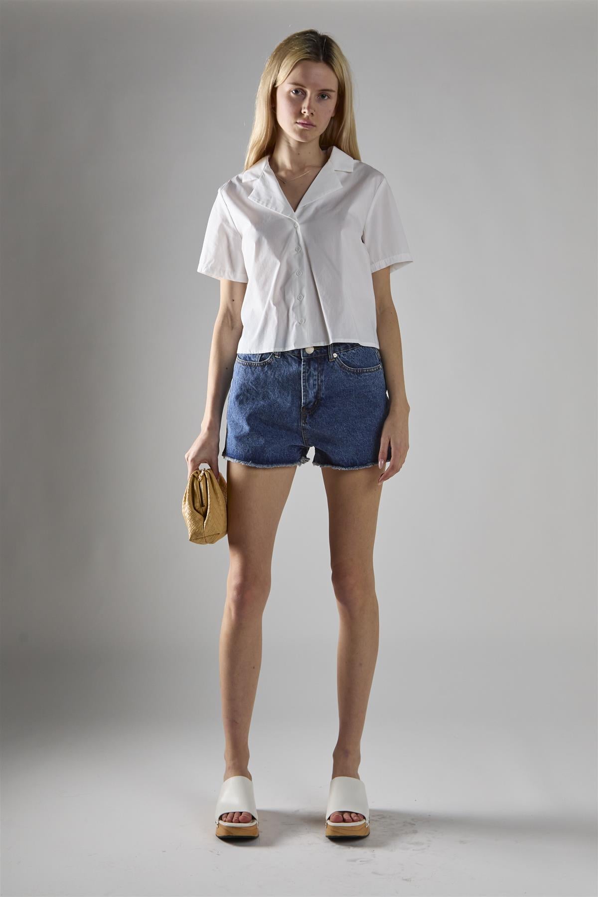 Mid Stonewash Denim Low-Rise-Shorts