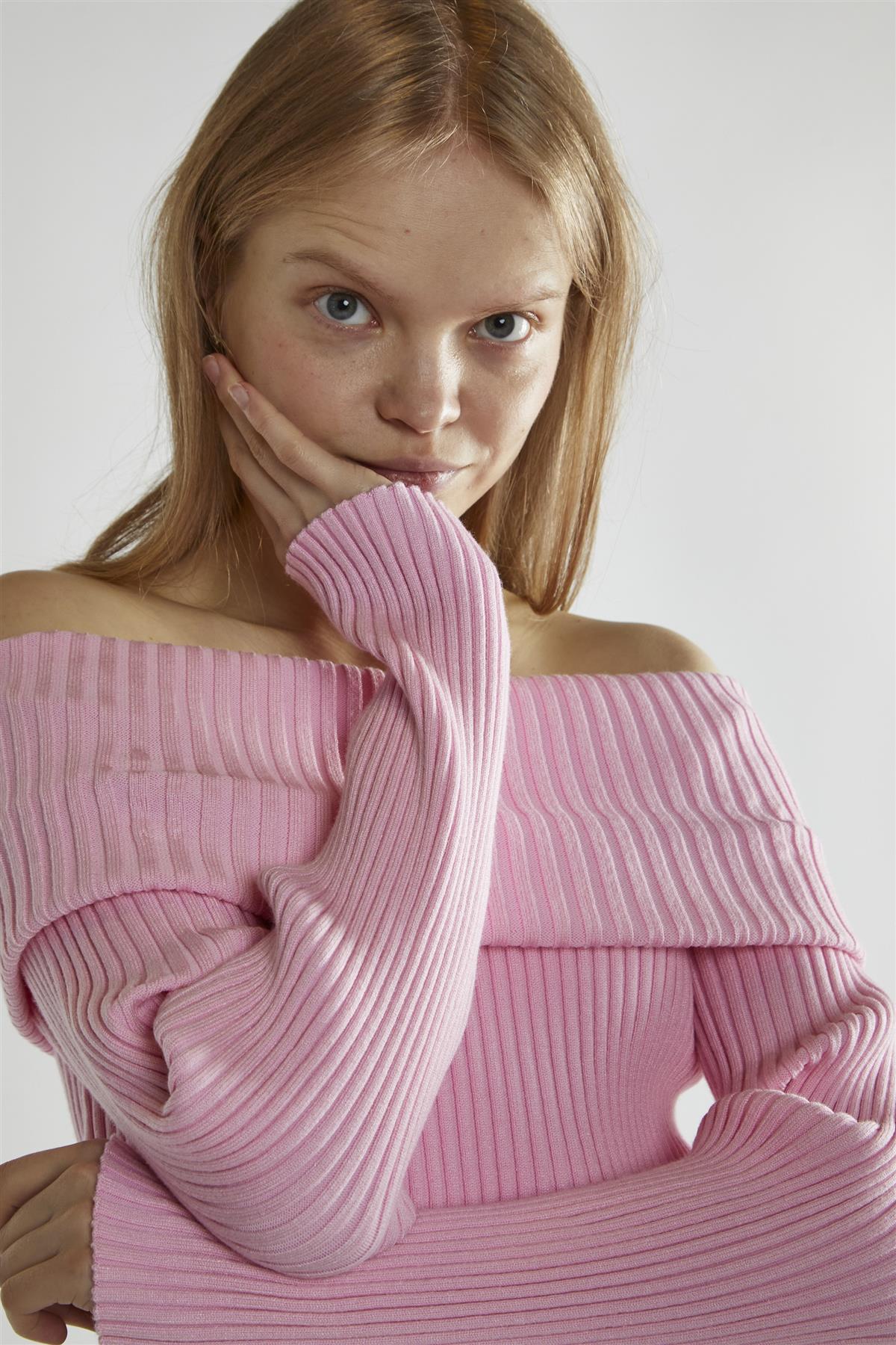 Sugar-Pink Bardot Long-Sleeve Jumper