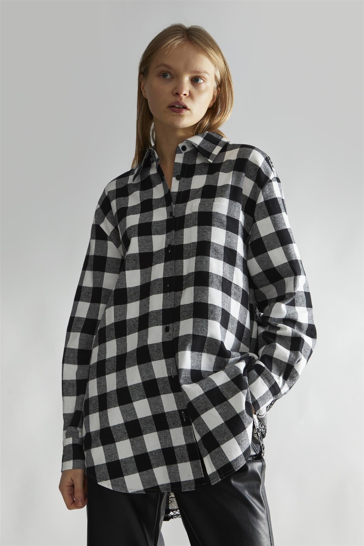 Mono-Check Applique Oversized Classic-Shirt